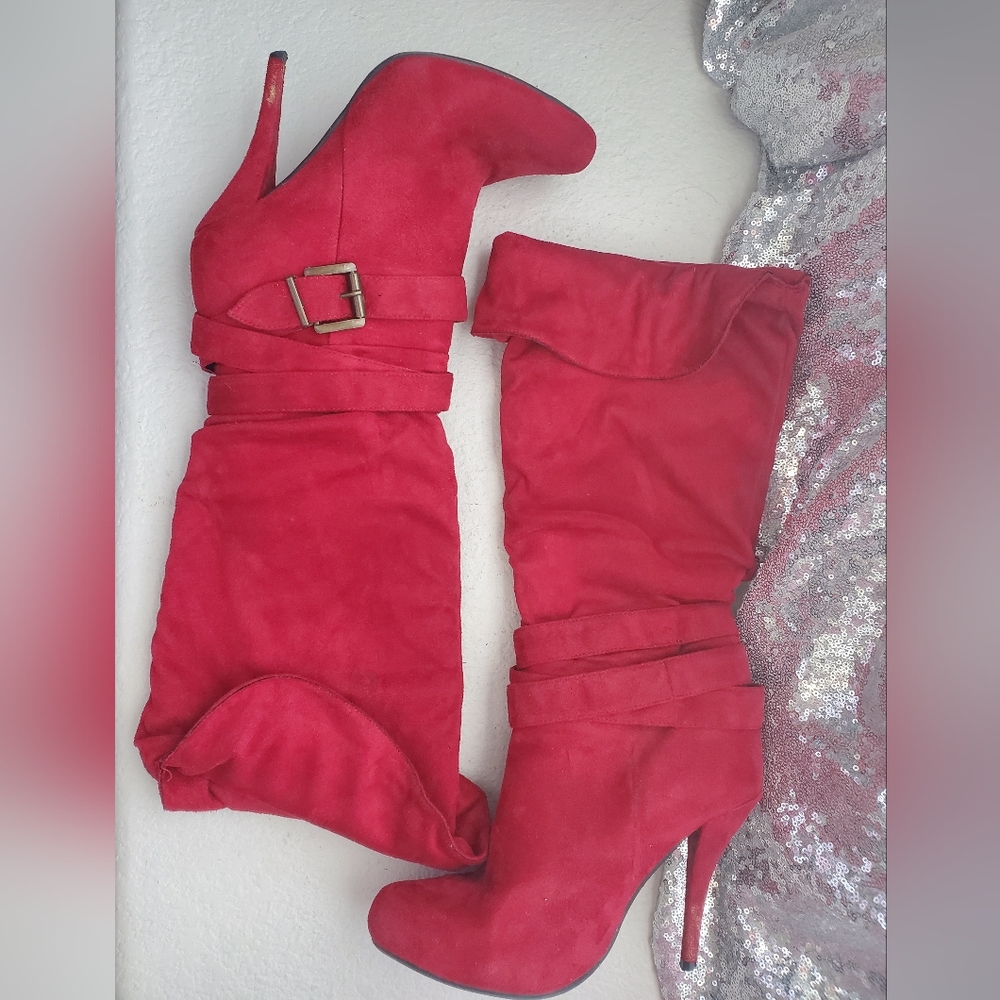 Red heeled boots, 7.5
